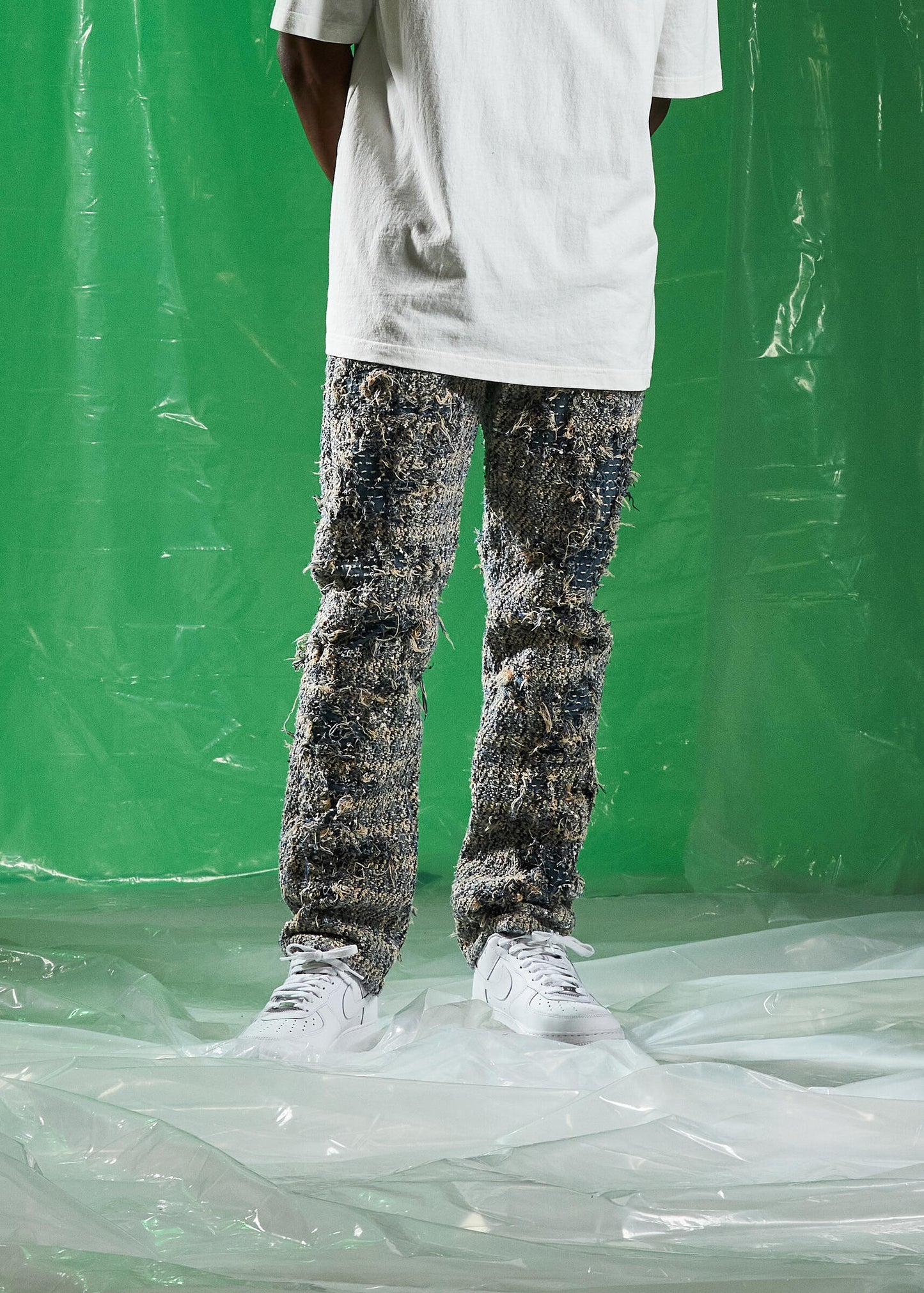 EMBSPR24-038 high-quality denim jeans with a vintage look