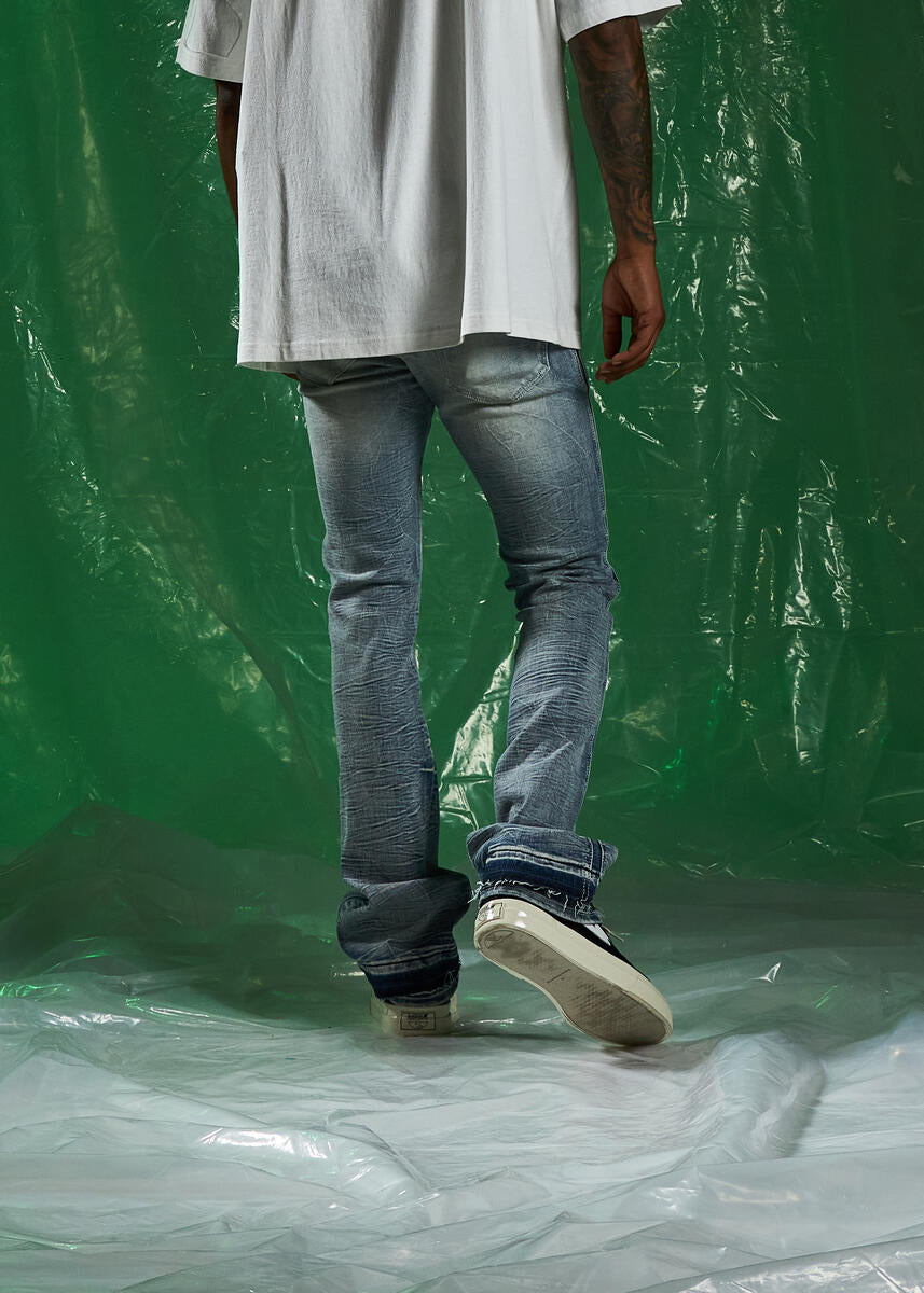 EMBSPR224-032 denim jeans featuring a comfortable and durable construction