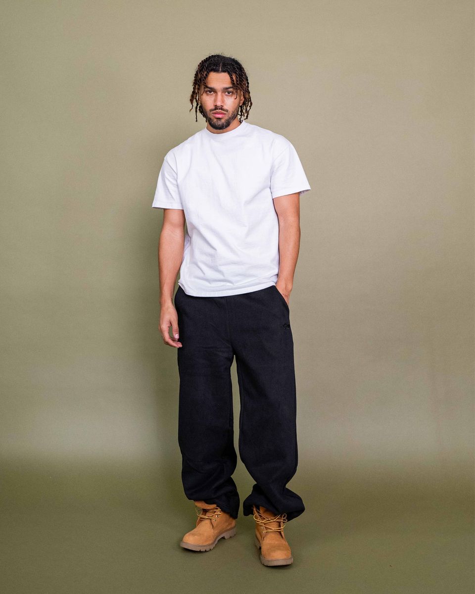 EP11653 EPTM Perfect Baggy Fleece Pants made of 63% Cotton and 37% Polyester