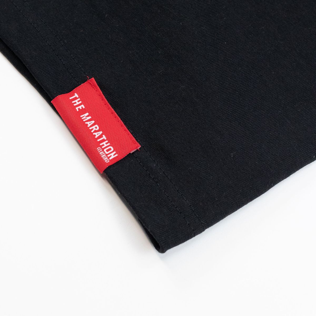 Yarn count 16 singles heavyweight cotton crewneck tee with detailed screen printing and high-quality construction