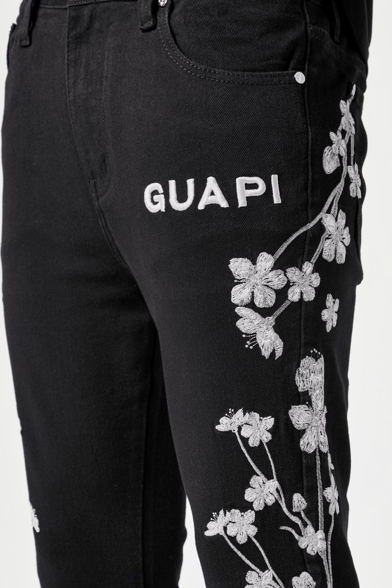 Size L = Waist 34, Size XL = Waist 36