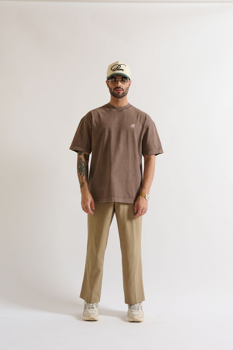 Detailed shot of fabric weight label indicating 250 grams for the PURE Monclair Brown Tee