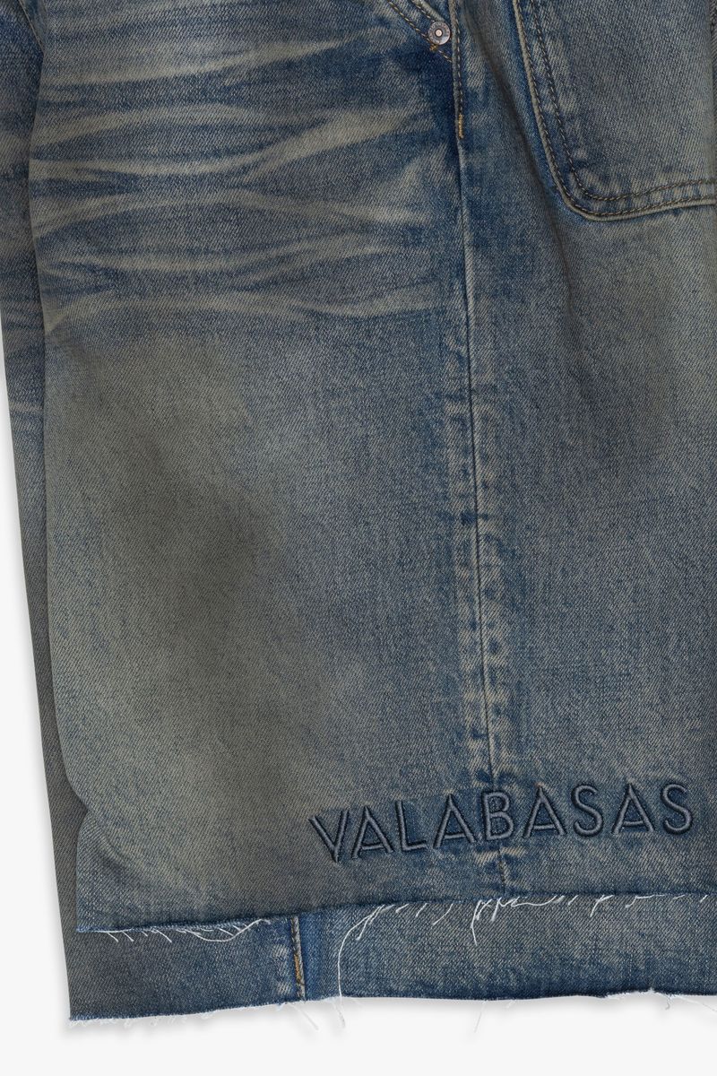 Detailed shot of the Mr Shorts by Valabasas in dirty vintage blue