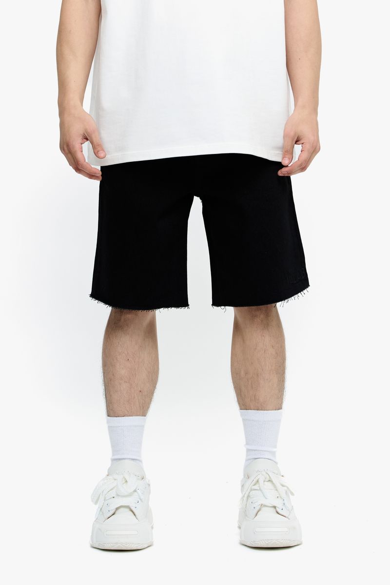 Black denim shorts from Valabasas Mr Shorts collection featuring stylish, fitted men's casual summer wear