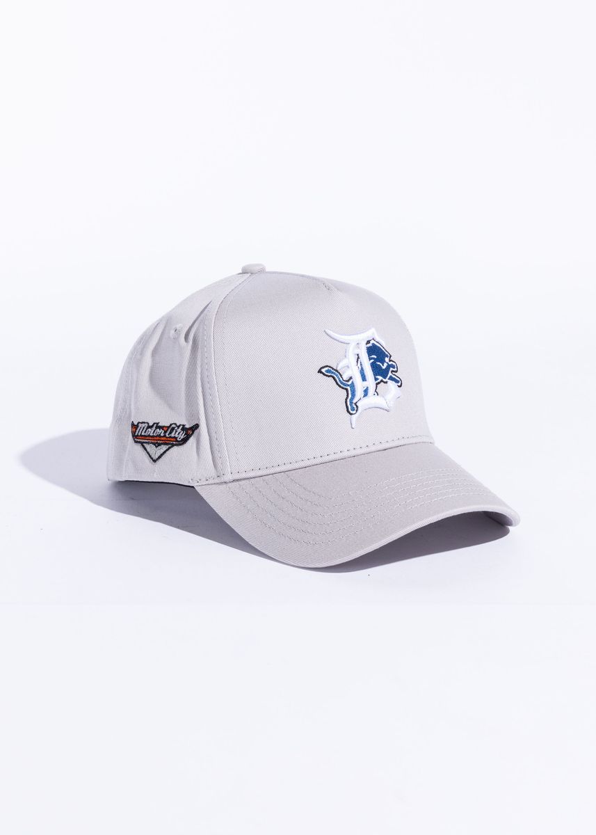 Stylish unisex Ligers snapback hat in silver color with adjustable strap