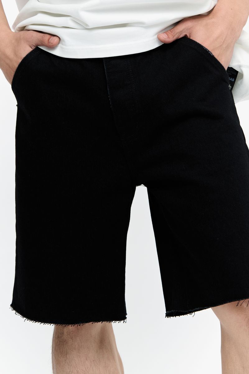 Black denim shorts from Valabasas Mr Shorts collection, stylish men's casual summer wear with a modern fit