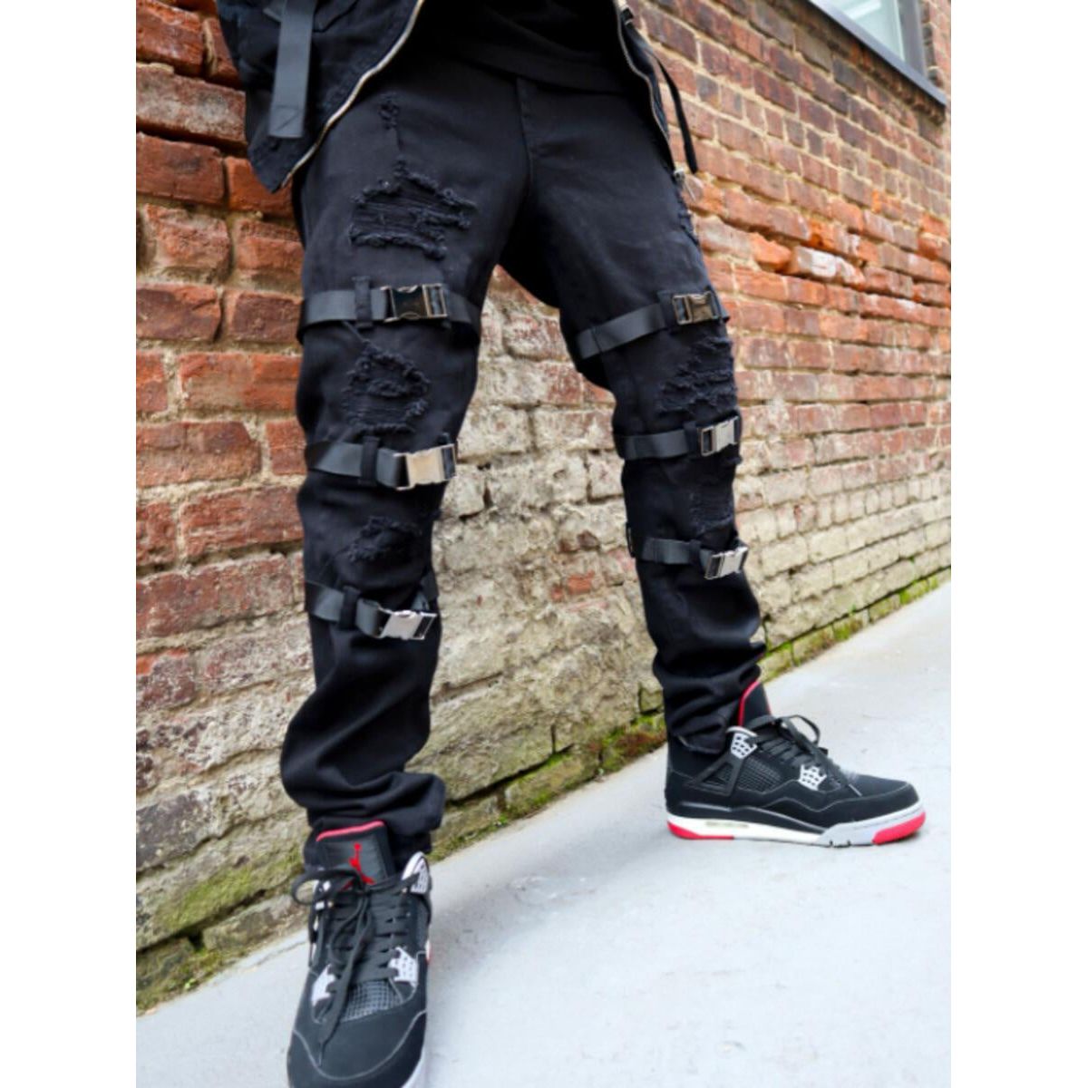 Black denim jeans with distressed details and buffalo embroidery, style PR-WB-858