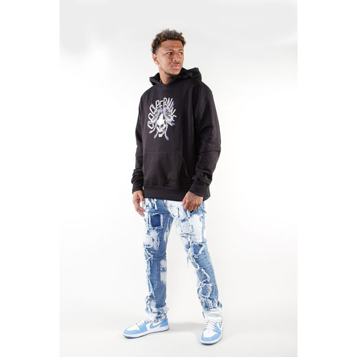 COOPER 9 Denim Bleach 506 Border Patch Stack Jeans with a modern and stylish look