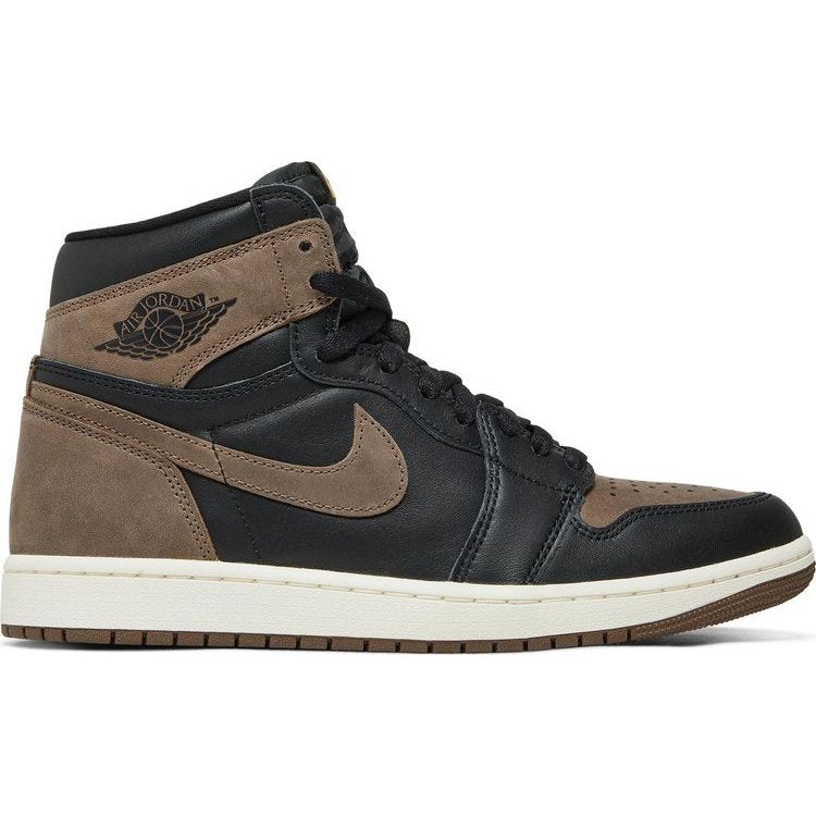 Close-up image of the Jordan 1 Retro High OG - Palomino (DZ5485-020) sneakers in a neutral cream colorway with premium leather construction and classic high-top silhouette