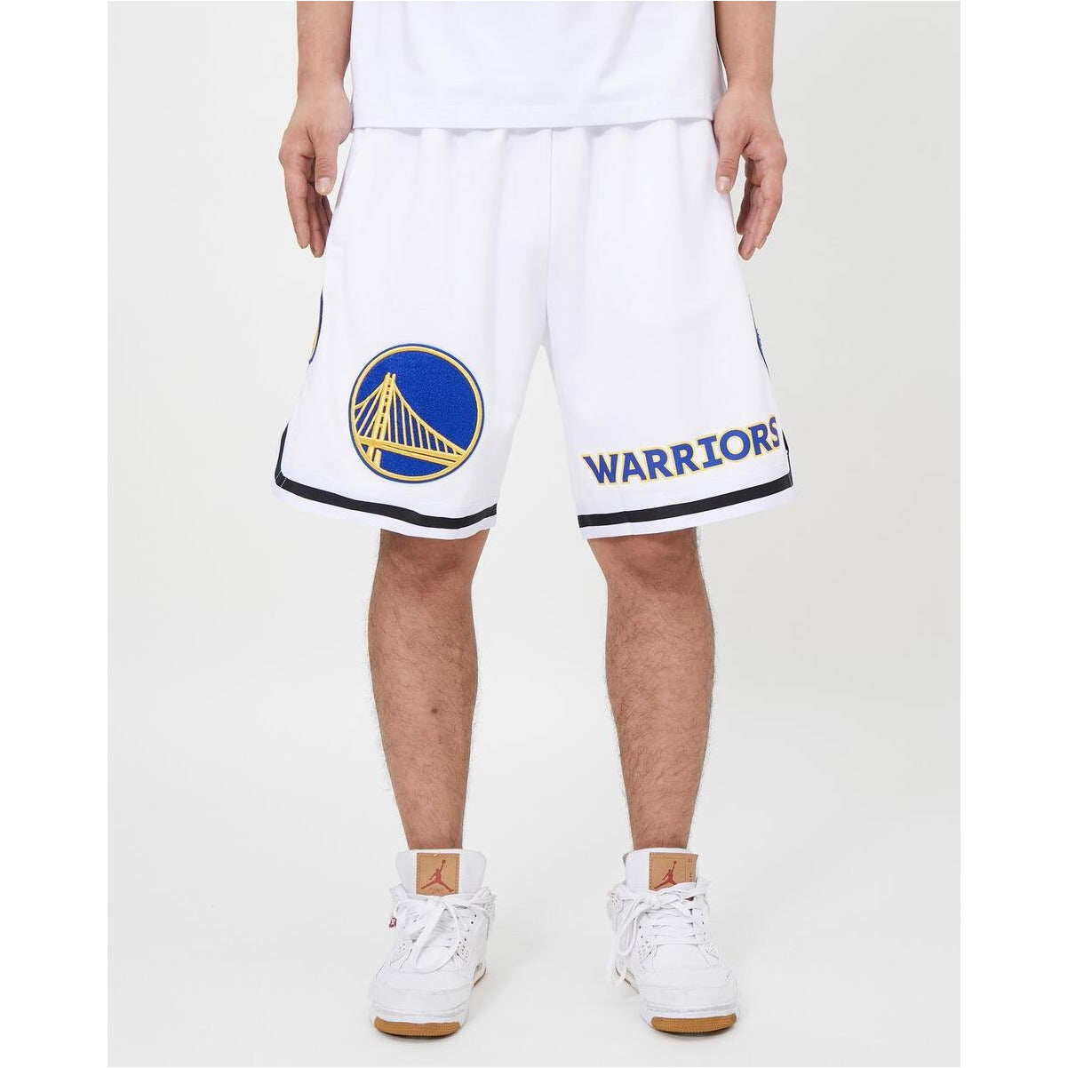 Golden State Warriors logo Pro Team white shorts, perfect for basketball fans