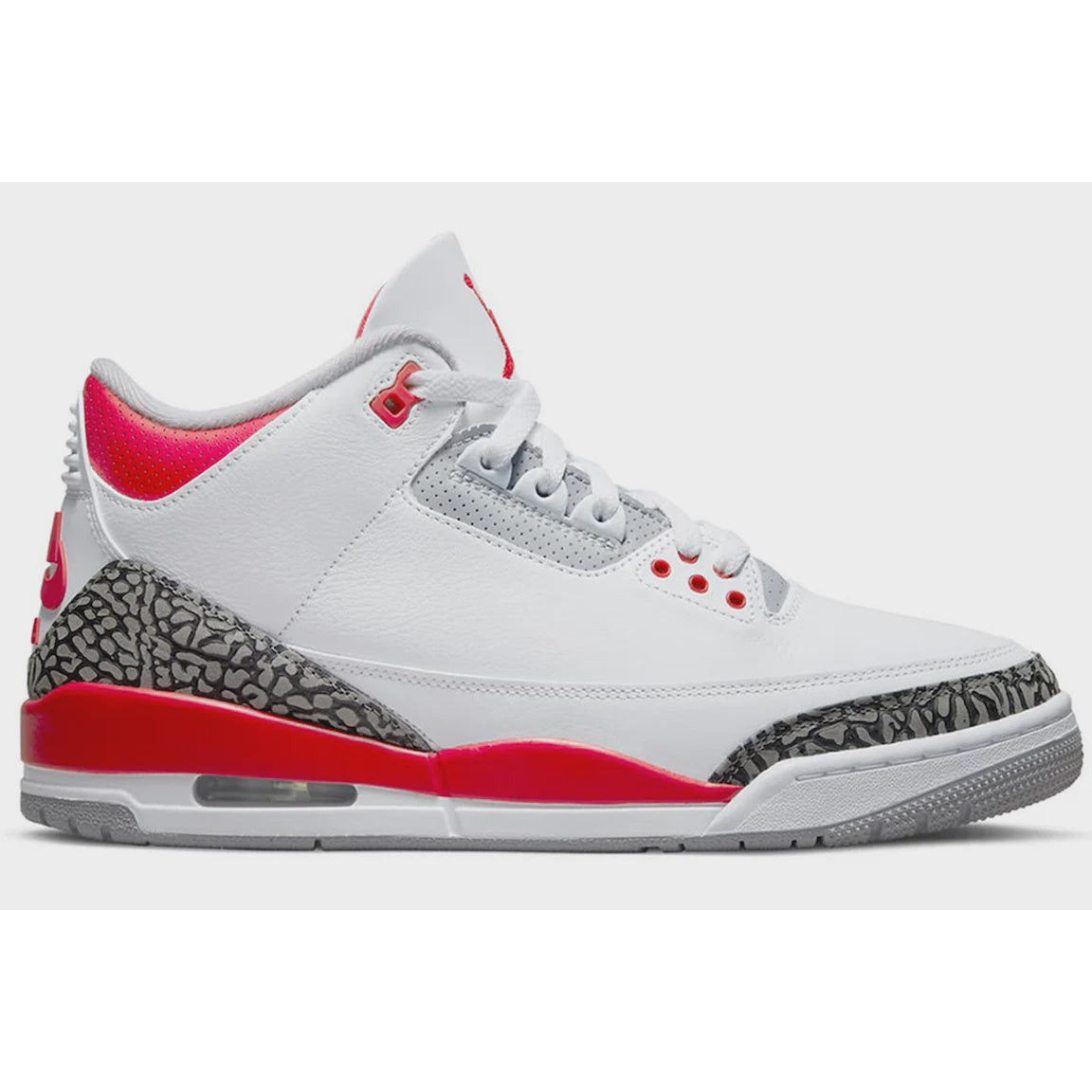 High-quality image of the Jordan 3 Retro - Fire Red (DN3707-160) sneakers showcasing iconic design and vibrant colorway