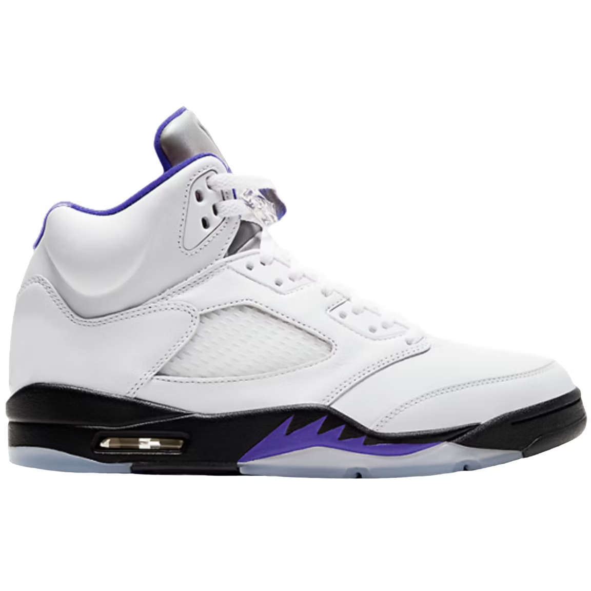 High-quality image of the Jordan 5 Retro Dark Concord sneakers in a stylish and modern design, perfect for basketball and streetwear fashion enthusiasts