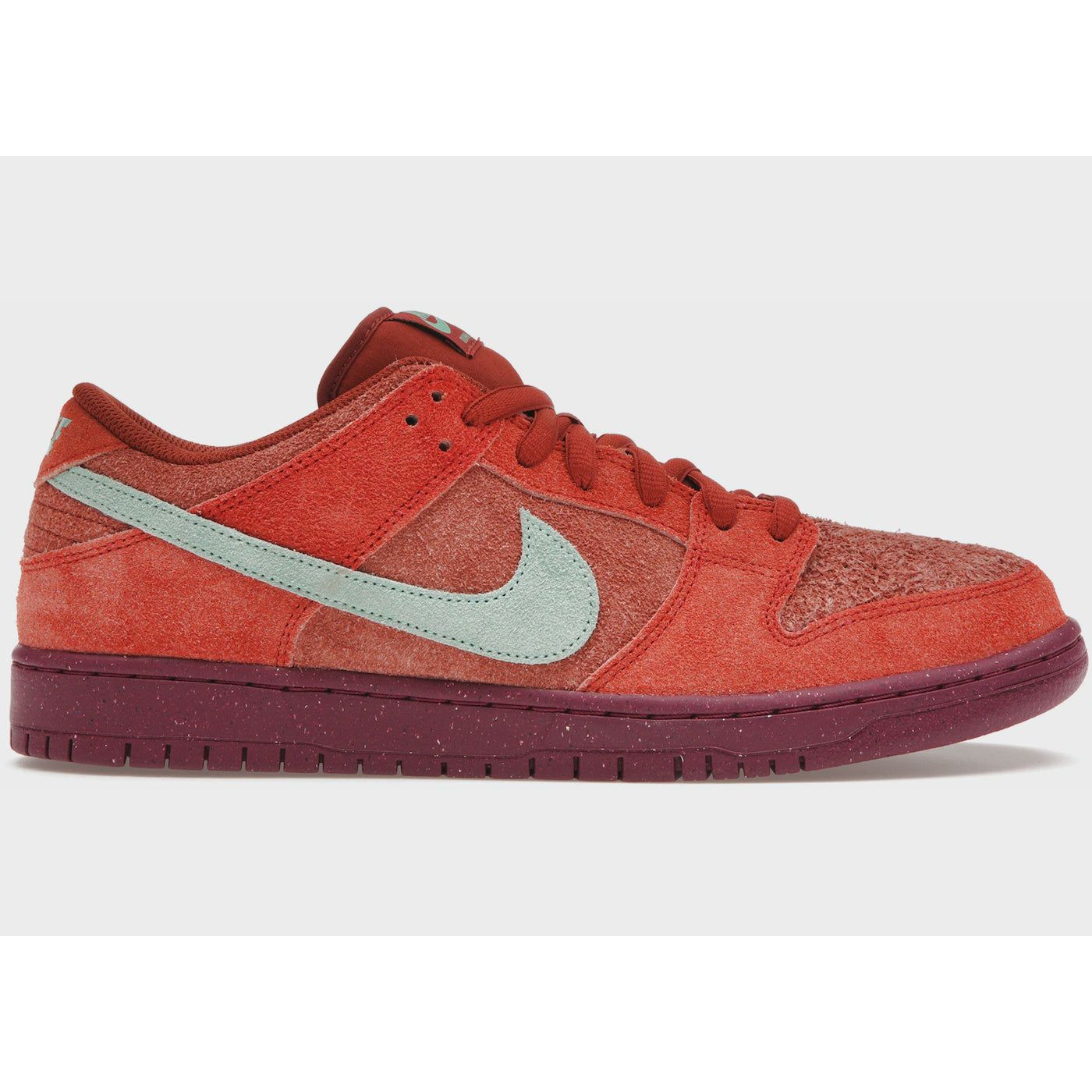 Nike SB Dunk Low Mystic Red Rosewood (DV5429-601) - stylish and durable skateboarding shoes with vibrant red and rosewood color combination