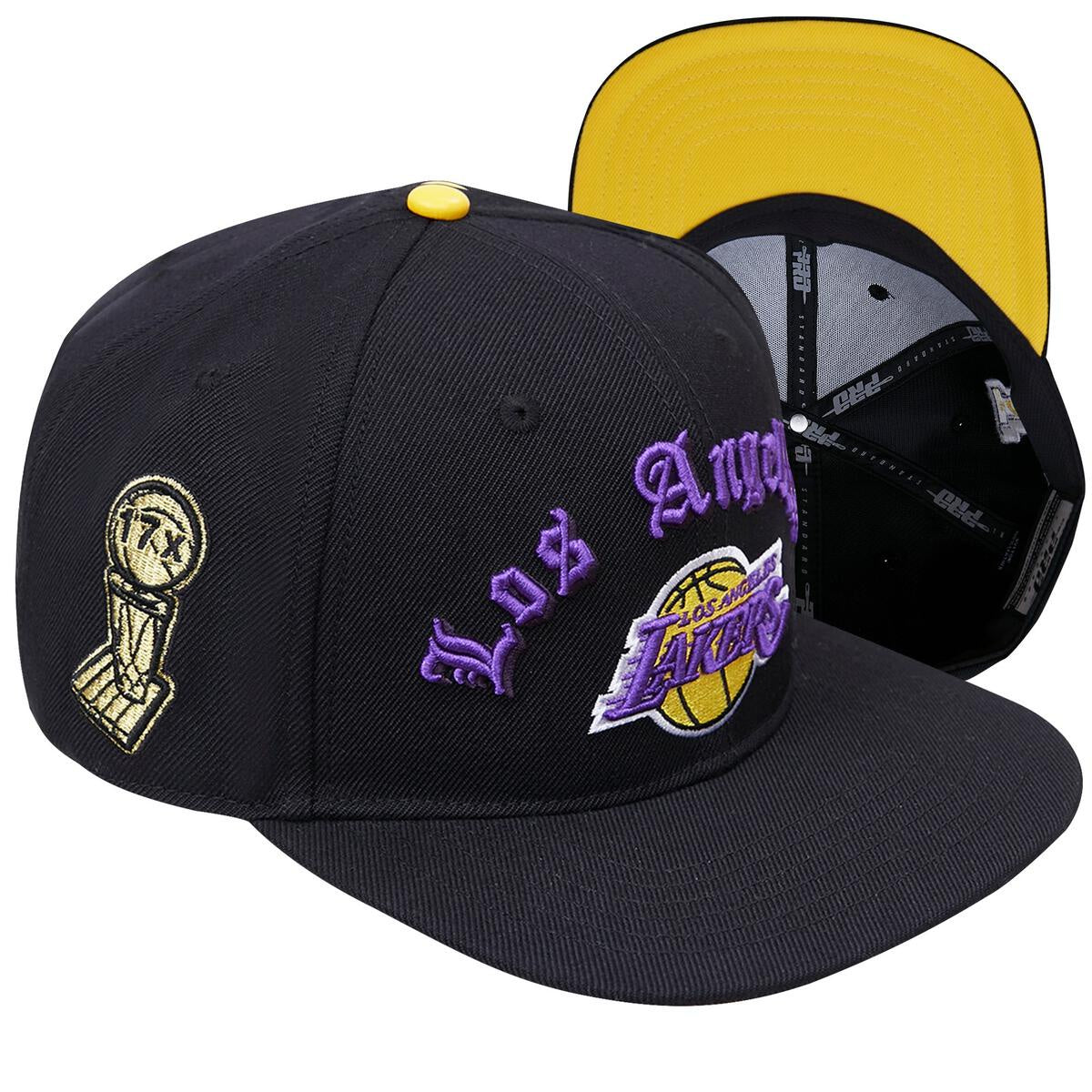 LOS ANGELES LAKERS OLD ENGLISH SNAPBACK HAT (YELLOW)