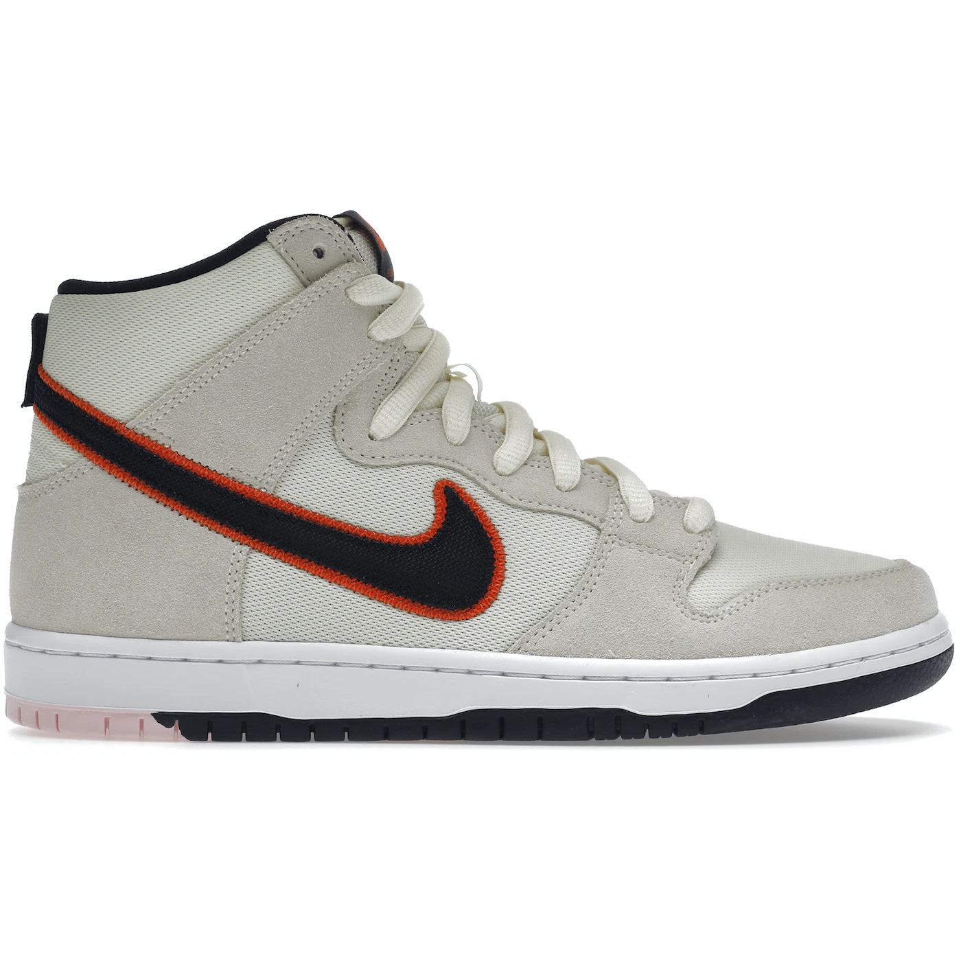 Nike SB Dunk High - San Francisco Giants (DO9394-100) showcasing the iconic team colors and logo, a must-have for Giants fans and sneaker enthusiasts