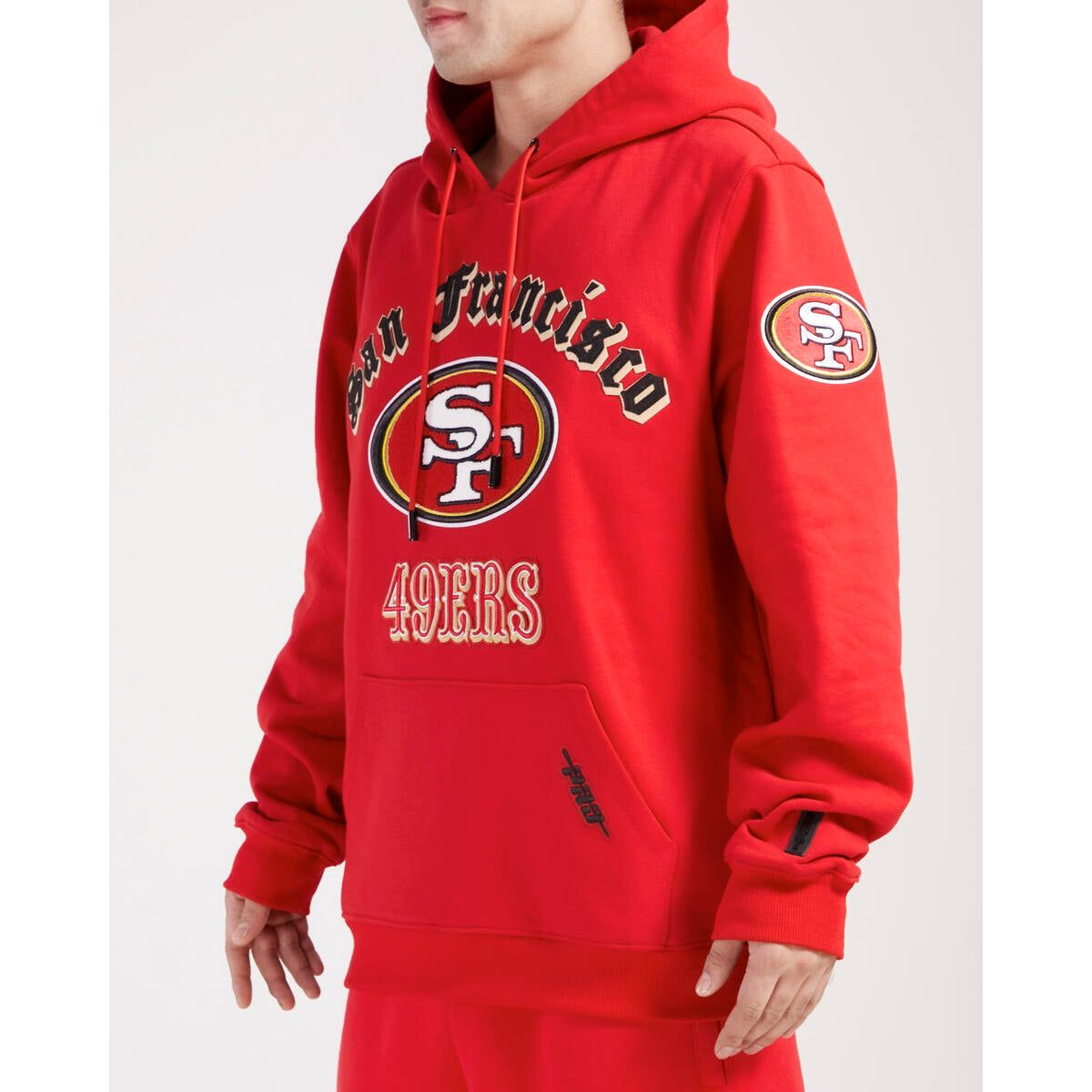 Pro Standard San Francisco 49ers Old English Hoodie - Red (FS45410346-RED)