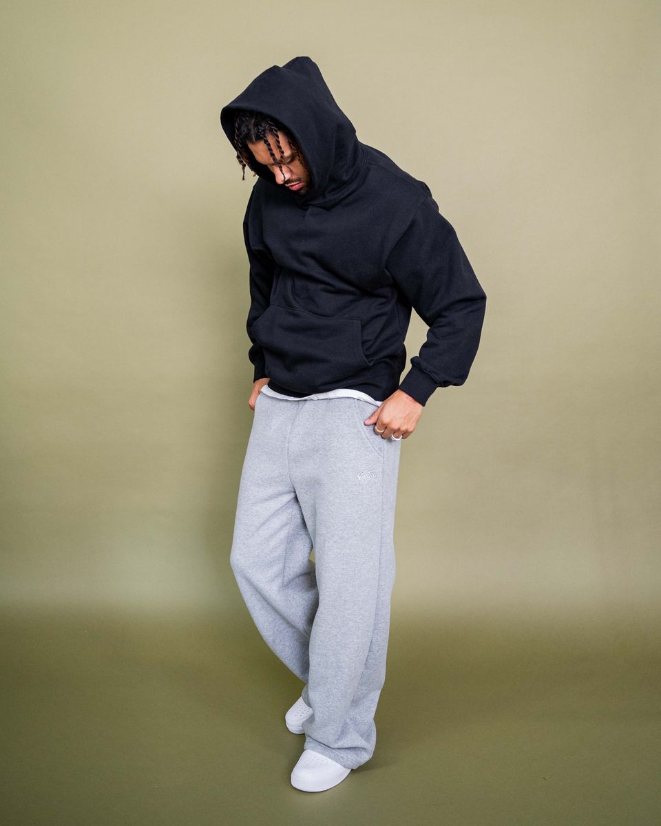 Men's EPTM Perfect Baggy Fleece Pants in Heather Grey for casual wear