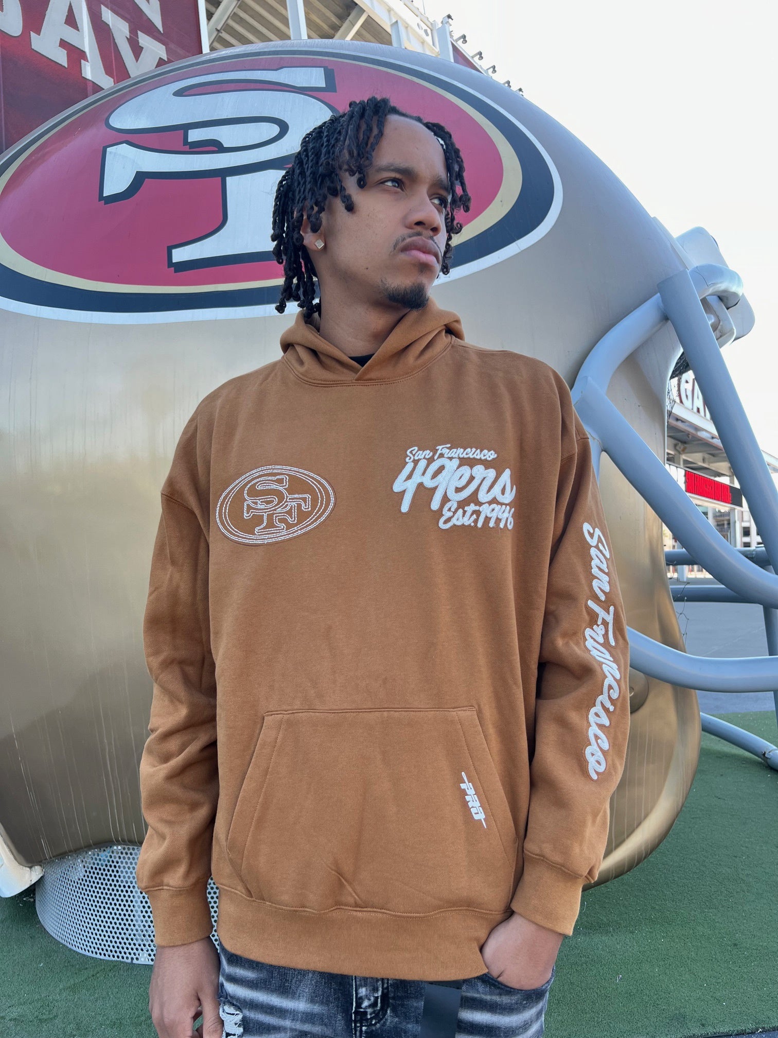 Pro Standard San Francisco 49ers Drop Shoulder Hoodie - Clay Brown (FS45410398-CBR)