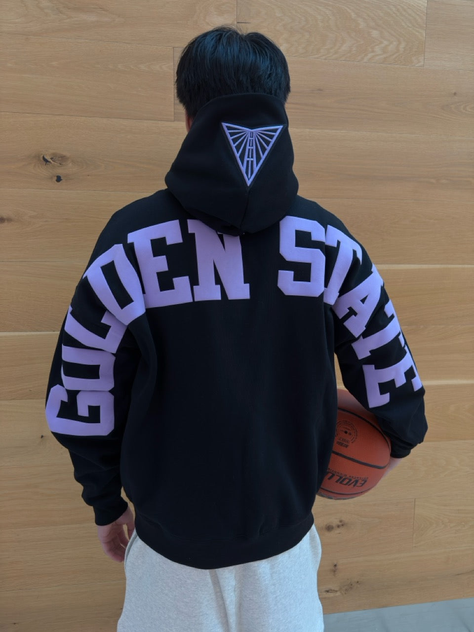 Pro Standard Golden State Valkyries Drop Shoulder Hoodie - Black (WGS570665-BLK)