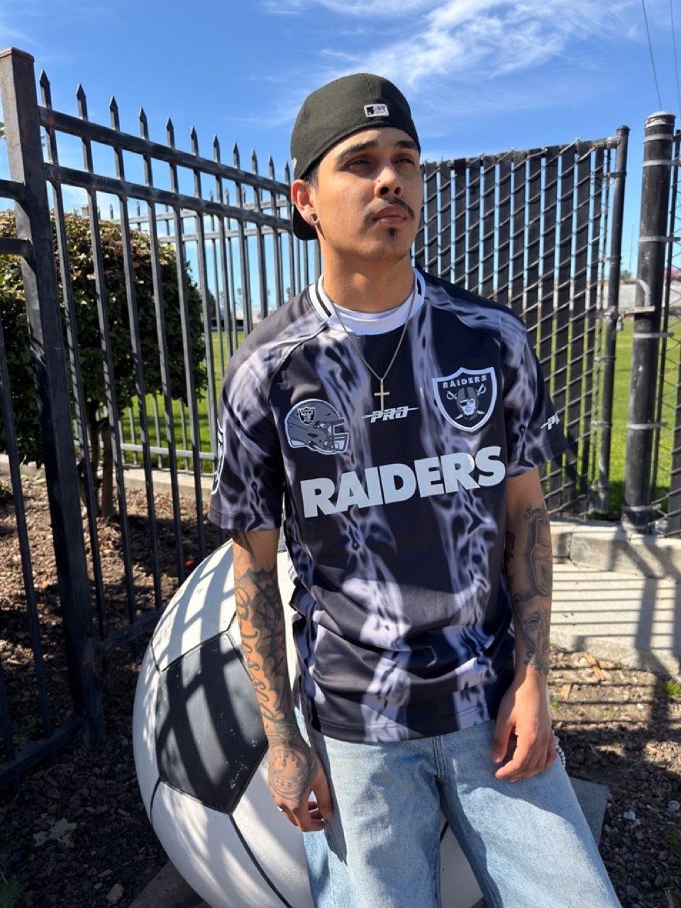 Pro Standard Las Vegas Raiders Ultras AOP Tee - Black/Gray (FOR1412024-BGY)