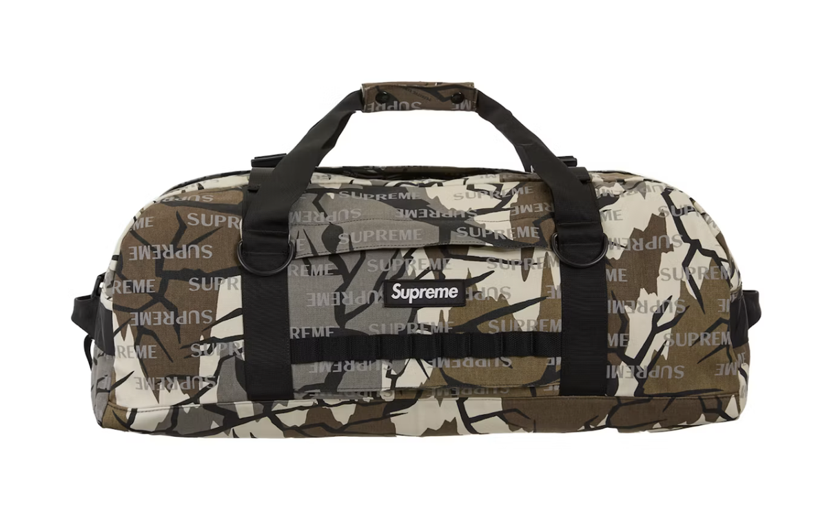 Supreme Large Duffle Bag - Predator Camo (FW26)
