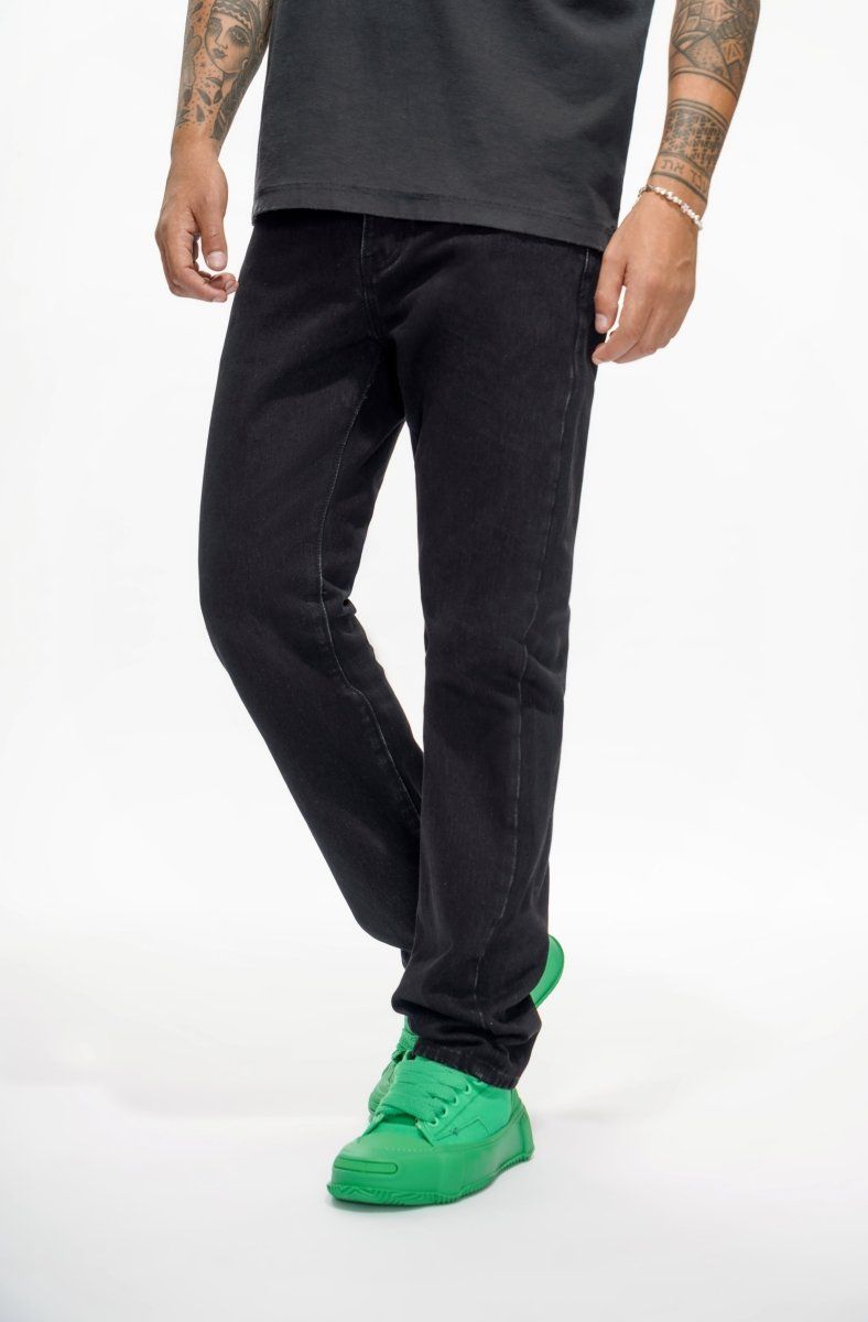 Valabasas Different Straight Fit Black Jeans