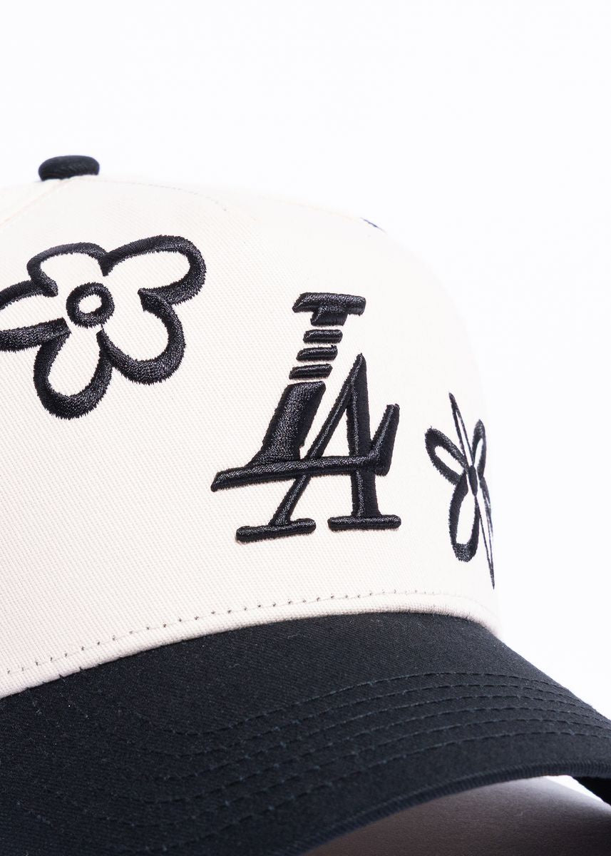 Reference "Paradise LA Drawn Flowers" Snapback Hat - Cream/Black (REF881)
