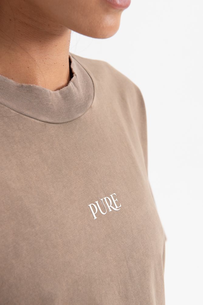 Photograph of the neckline of the PURE Knockout Gloves Brown T-shirt showing neat stitching and classic design