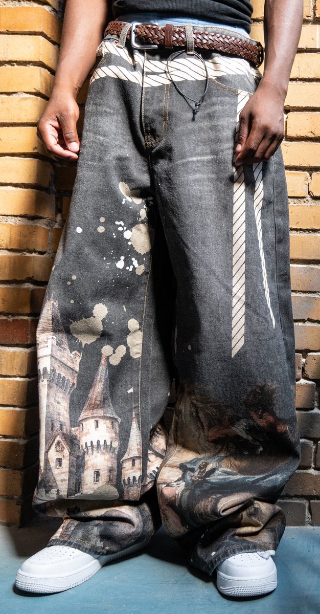 Amor Jeans RM203B black digital print baggy jeans showcasing relaxed fit and trendy style