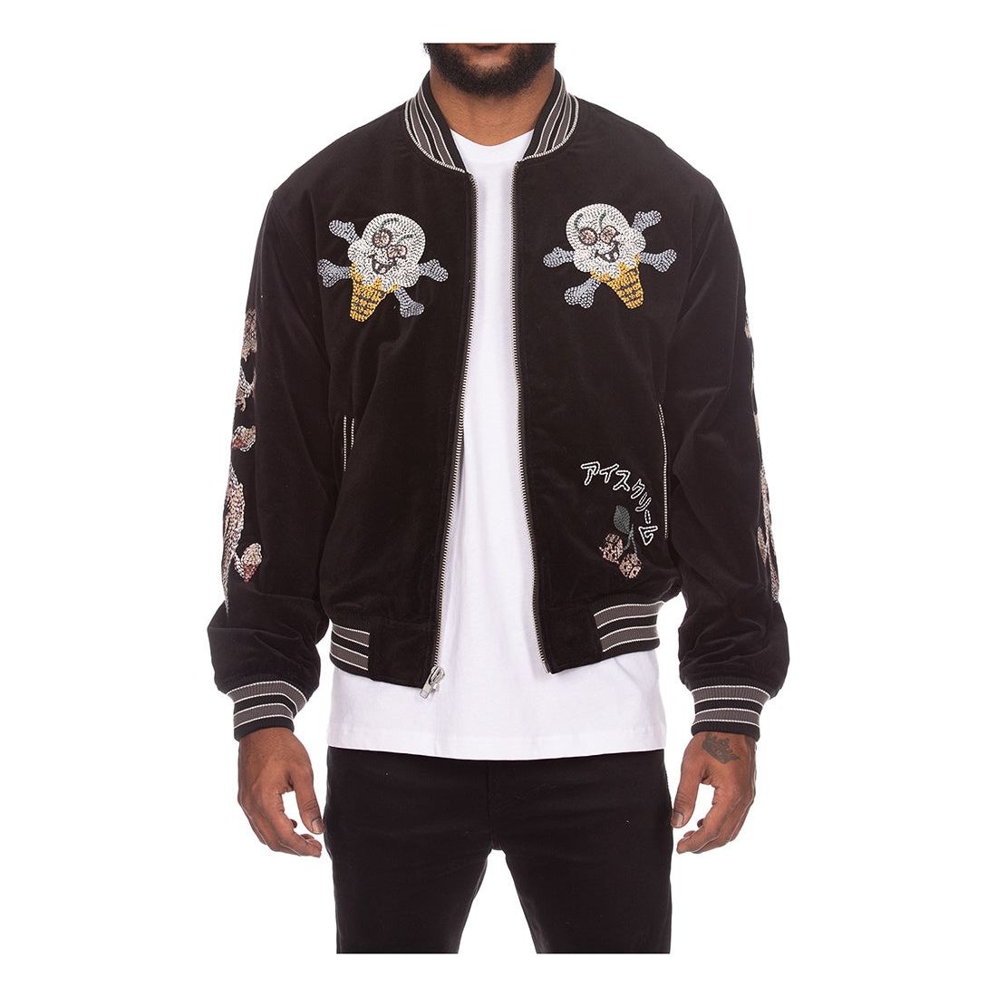 Stylish black jacket with 'Skull Island' design, perfect for all seasons